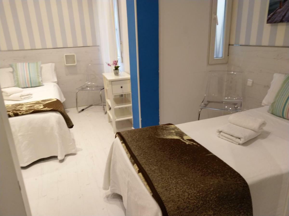Hostal Mendoza Madrid Exterior photo
